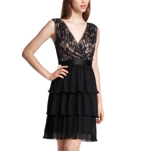 NEW BCBG Paris Black Lace Pleated Chiffon Mini Dress Size 4 Cocktail Party - Picture 3 of 11